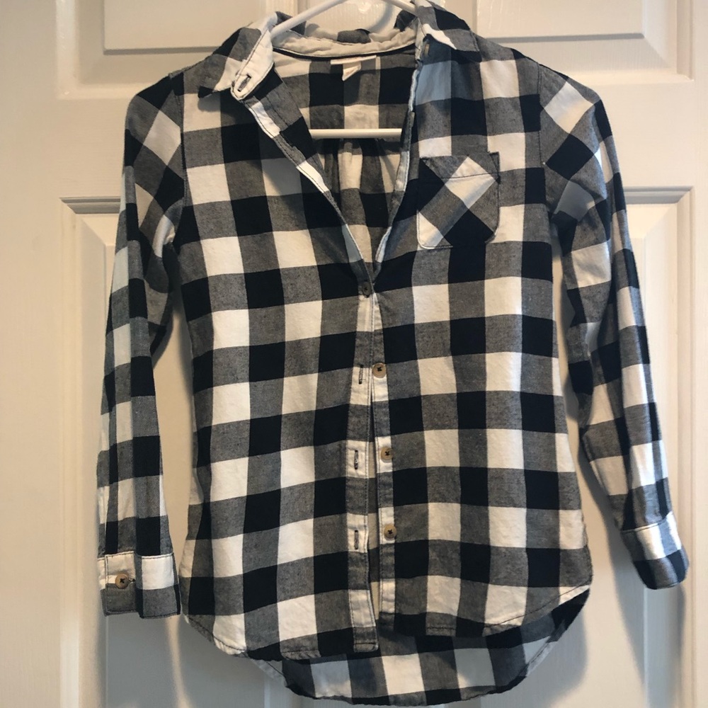 5 for $15. 💙 Cat & Jack Black and White Plaid Shirt - Boys